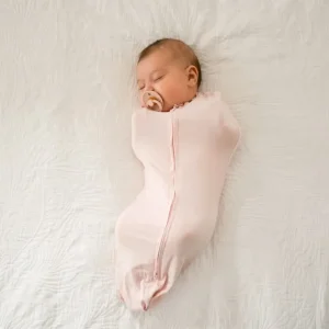 babystudio Dusty Pink Bamboo - swaddle pouch 0.5 TOG - cutbabycare.com | baby boutique & care hub