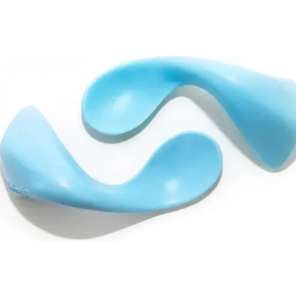 Kizingo - 2Pk Right-Handed Curved Baby Spoons for Baby-Led Weaning, Light Blue - cutbabycare.com | baby boutique & care hub