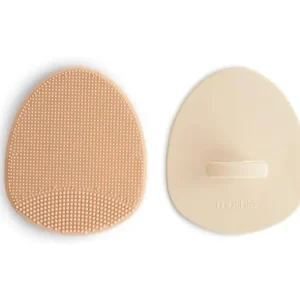Mushie - Baby Bath Cradle Cap Brush, Soft Silicone Bristles, 2-Pack, Blush/Shifting Sand - cutbabycare.com | baby boutique & care hub